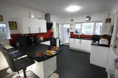 Modern Kitchen 