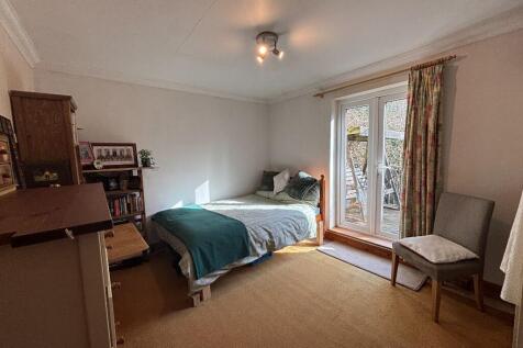 Bedroom 5/Dining Rm