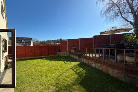 Rear Gardens