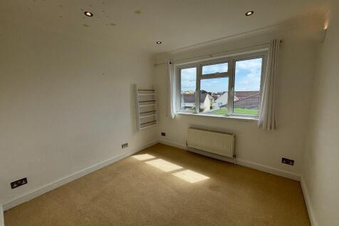 1st Floor Bedroom 4 