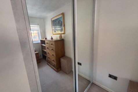 Fitted Wardrobes 