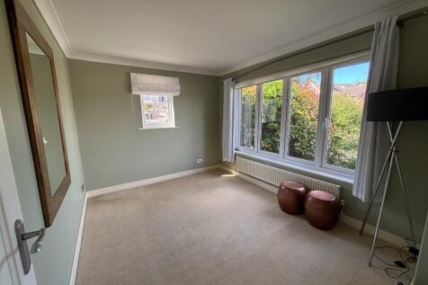 Bedroom 3 / Study