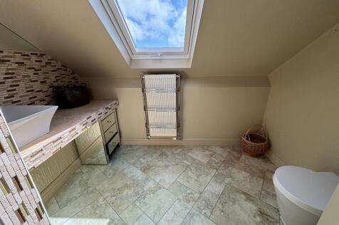 Master En-Suite