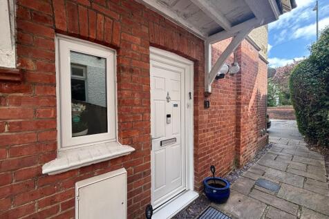 Private Entrance