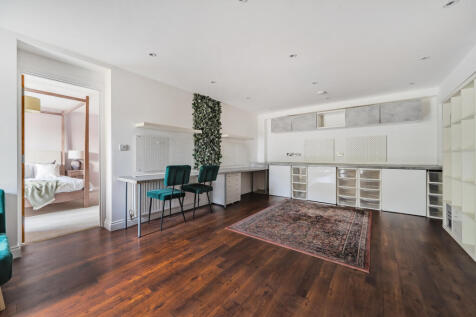 home office/snug