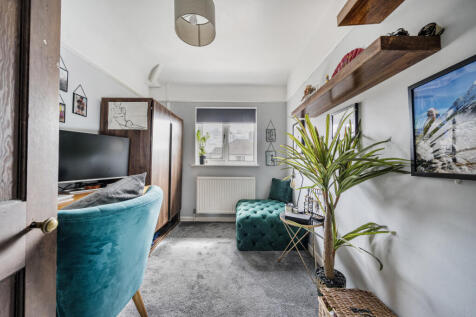 Bedroom/Office