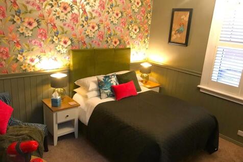 Mudeford Room e.jpg