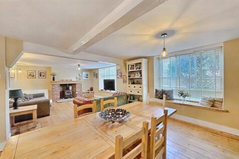 Sitting Dining Room 0.jpg