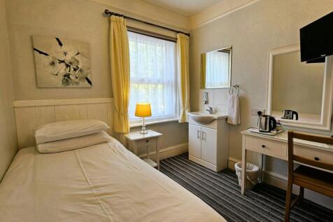 8914b562522317f64a808f85317616a120240717125612.j