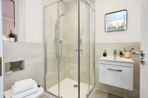 Bedroom Two Ensuite