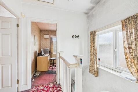 CAM03860G0-PR0239-STILL007