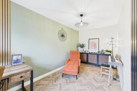 Sitting Room/Study