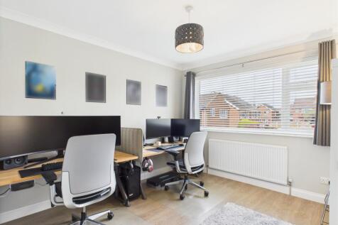 19 Carol Crescent Bed 2 Ne