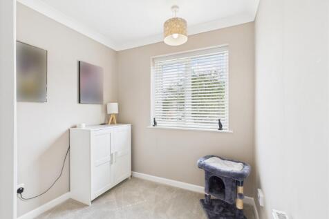 19 Carol Crescent Bed 3 New