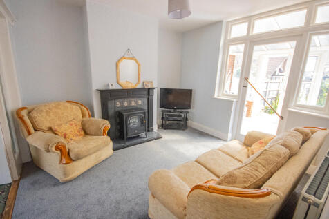Dining/Sitting Room