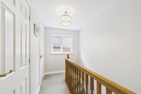 2nd Floor Landing