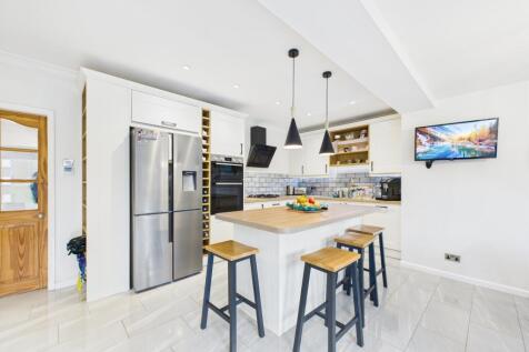 Living/Dining Kitchen