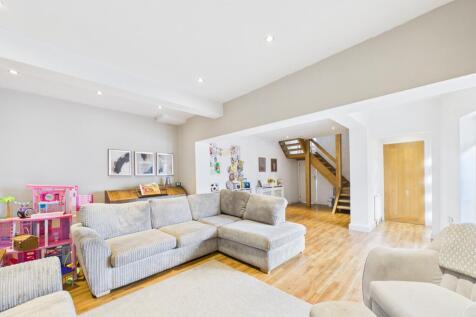 Living / Dining Room