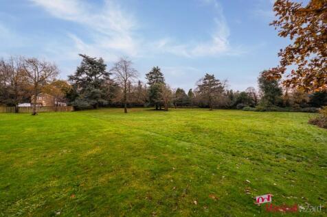 Communal Grounds 