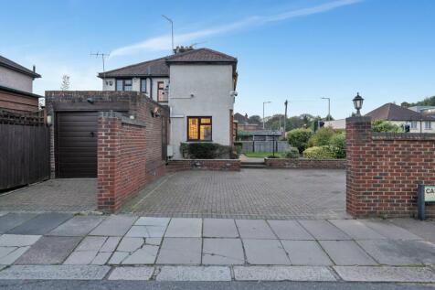 Rickmansworth Road Driveway