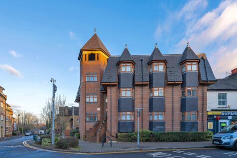 Victoria Court