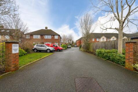 Pheasants Court