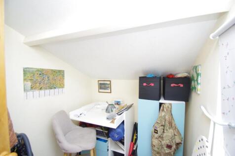 Bedroom Three/Study
