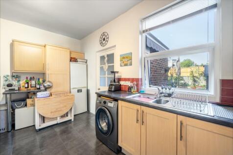 Kitchen / Breakfast Room 