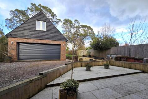 GARDEN/GARAGE