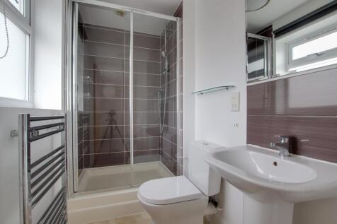 ENSUITE - BEDROOM ONE