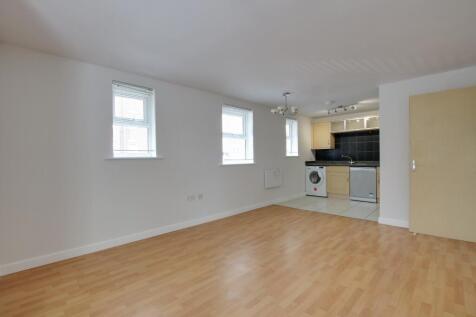 LIVING ROOM KITCHEN