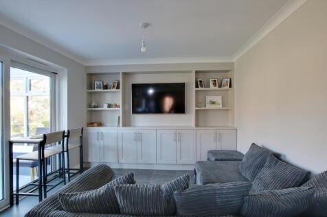 FAMILY AREA