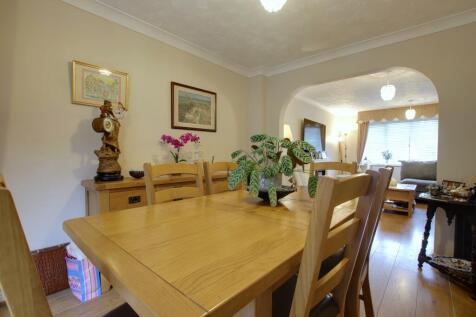 LOUNGE/DINER