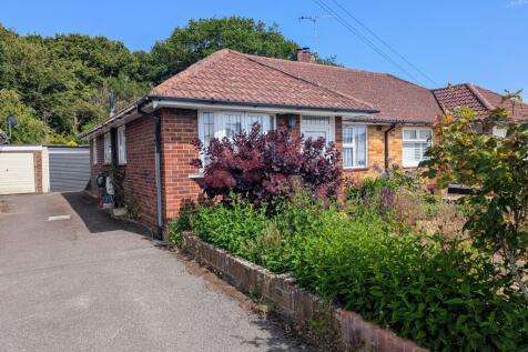 DRIVE LEADING TO GARAGE