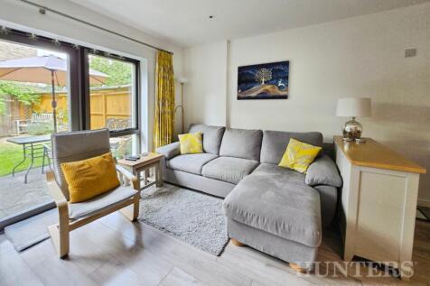pbox-living_room-327063.jpg