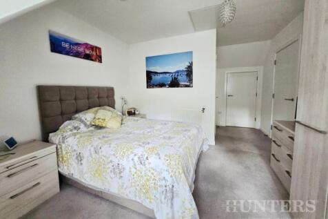 pbox-bedroom-327063.jpg