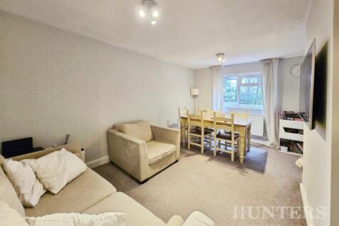 pbox-living_room-335042.jpg