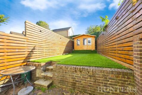 pbox-garden-343207.jpg