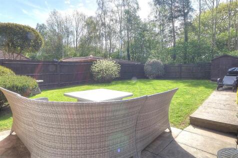 Rear Gdn 1.jpg