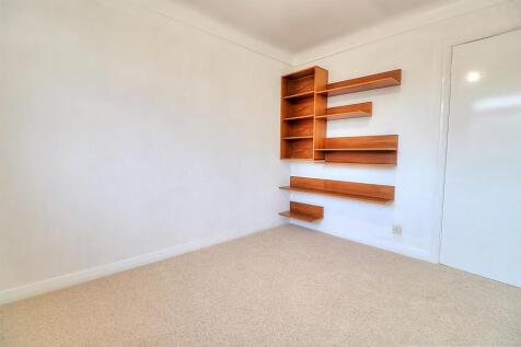 Corinthian Road 39 Bed 3 (Custom).jpg