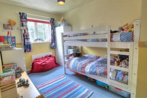 Hemlock Way 12 Bed 2 (Custom).jpg