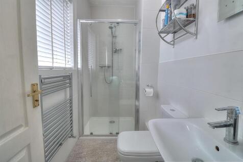 Hemlock Way 12 En Suite (Custom).jpg