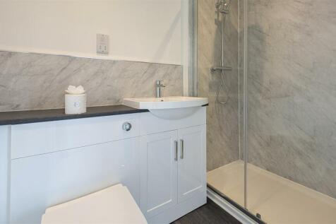 Ensuite.jpg