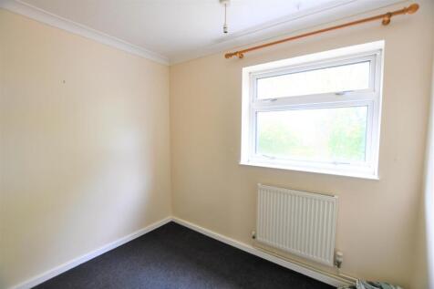 Gordan Richards Bedroom 3.JPG