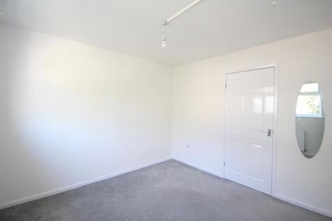 8 Double Bedroom2