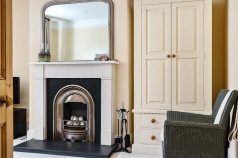 Camio Fireplace
