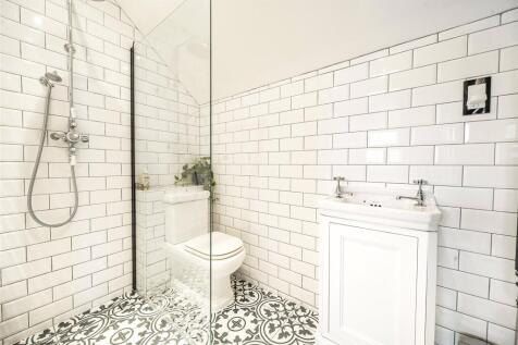 SF Shower Room