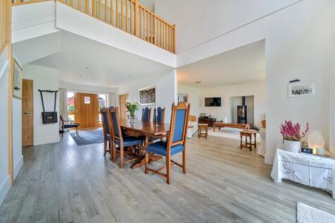 Entrance Hall/Dining
