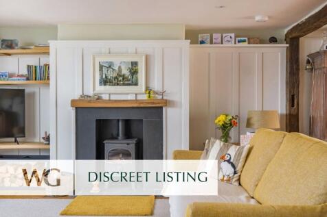 Discreet Listing