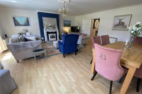 Dining/Sitting Room